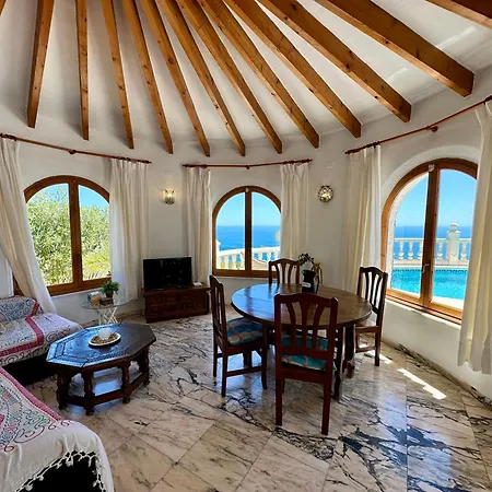 Agneta - Salco La Cumbre Villa *